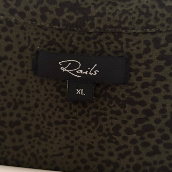 Rails Rebel Print Button Up Blouse, Olive Speckled Green, Long Sleeve XL - Picture 6 of 11
